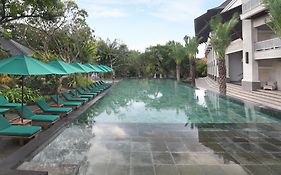 Puri Santrian Beach Resort And Spa